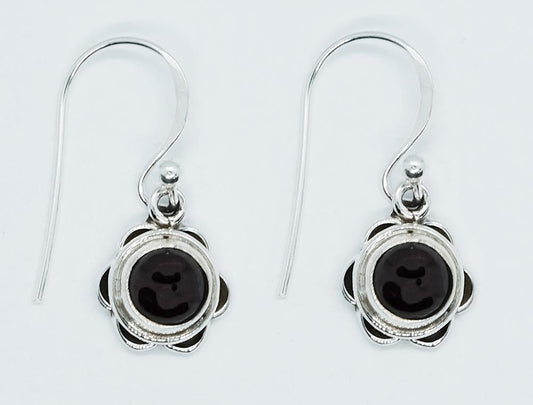 925 Sterling Silver Earring Garnet Round Shape 6x6mm