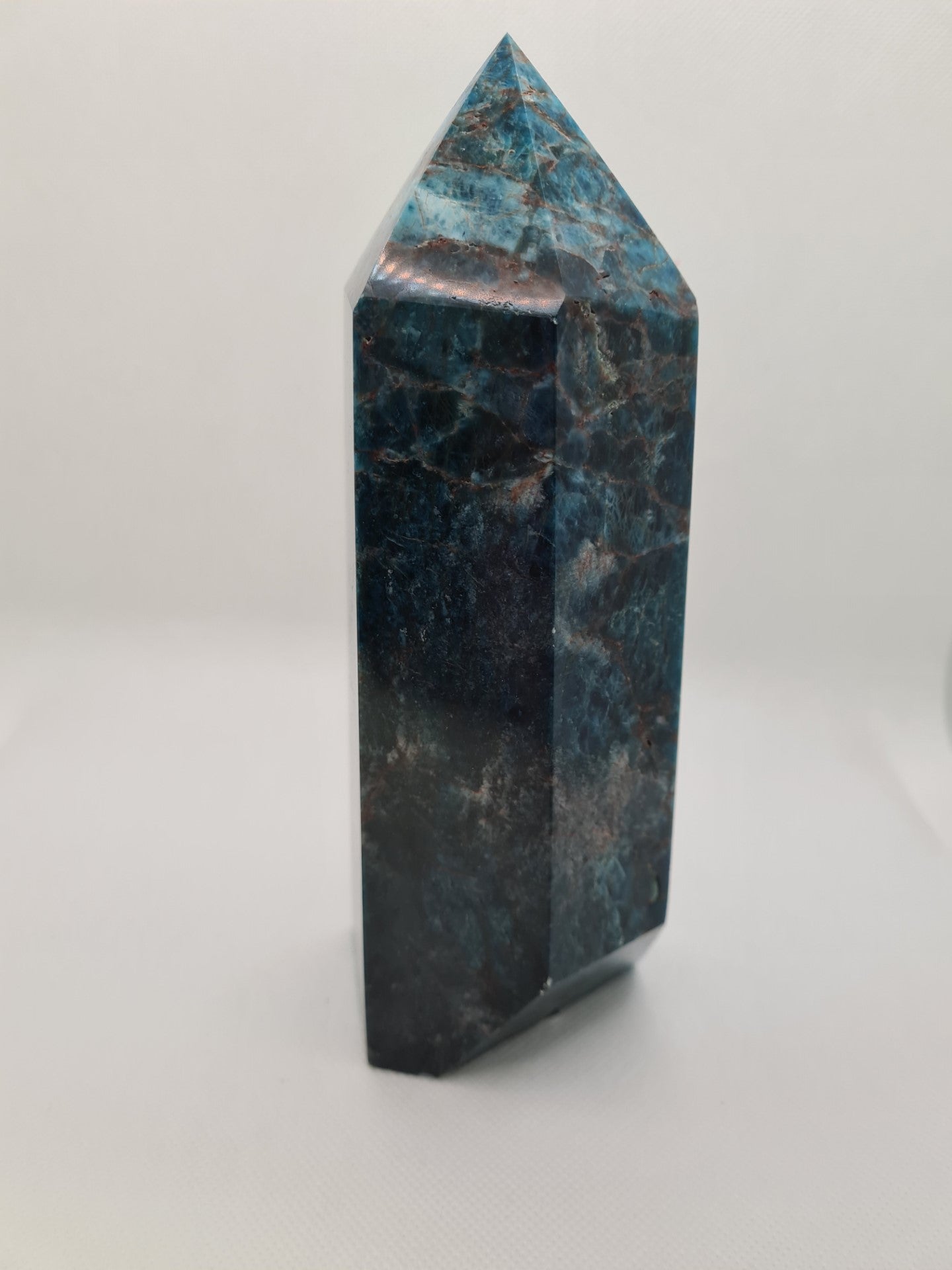 Lovely Blue Apatite Tower, Blue Apatite Point 1521 gr