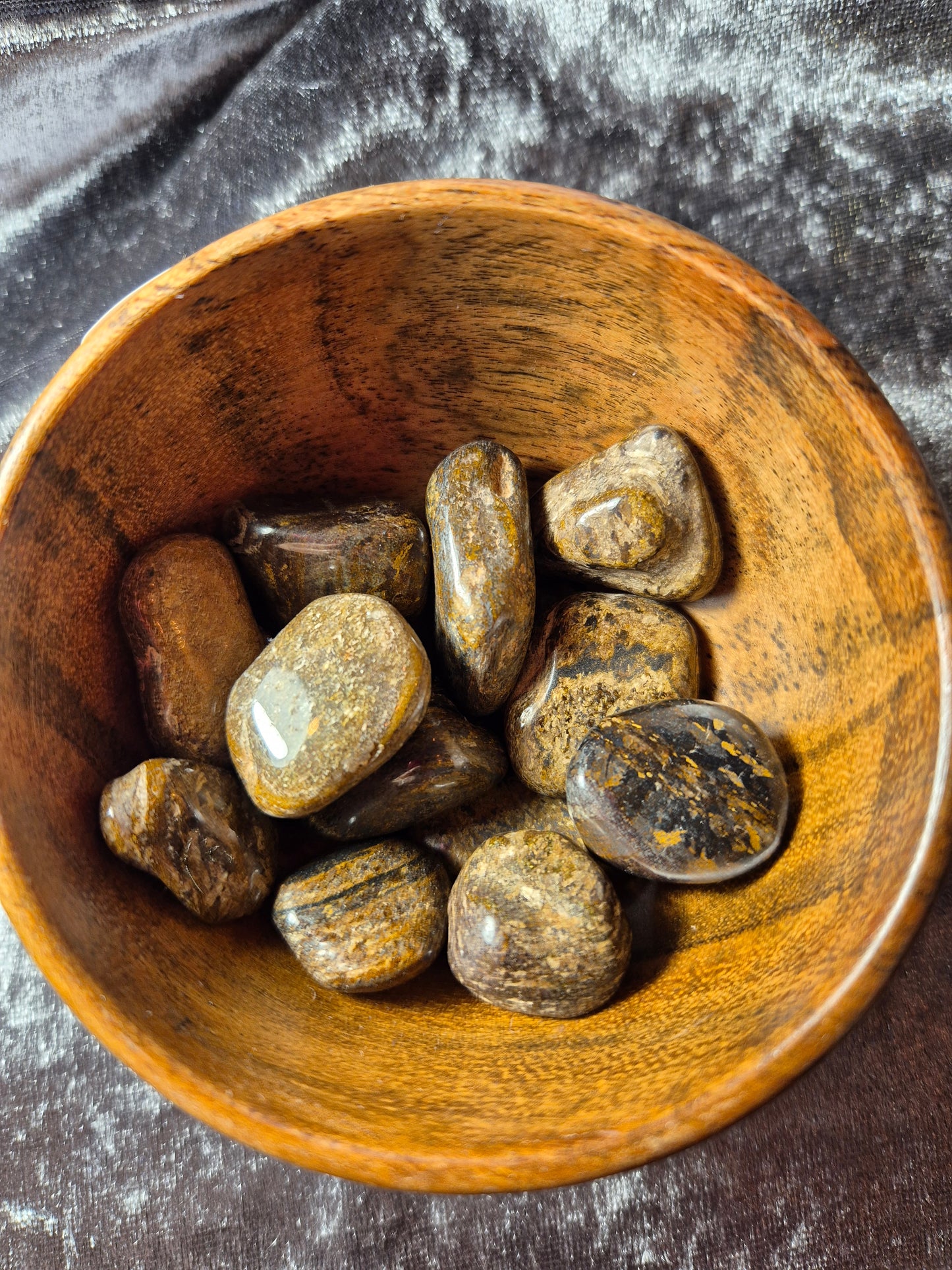 Tumble Stones x 2- choose from Purple Dalmatian Jasper,  Black Onyx,  Grey Agate  Bronzite,  Yellow Dalmatian Jasper,  Peach Aventurine