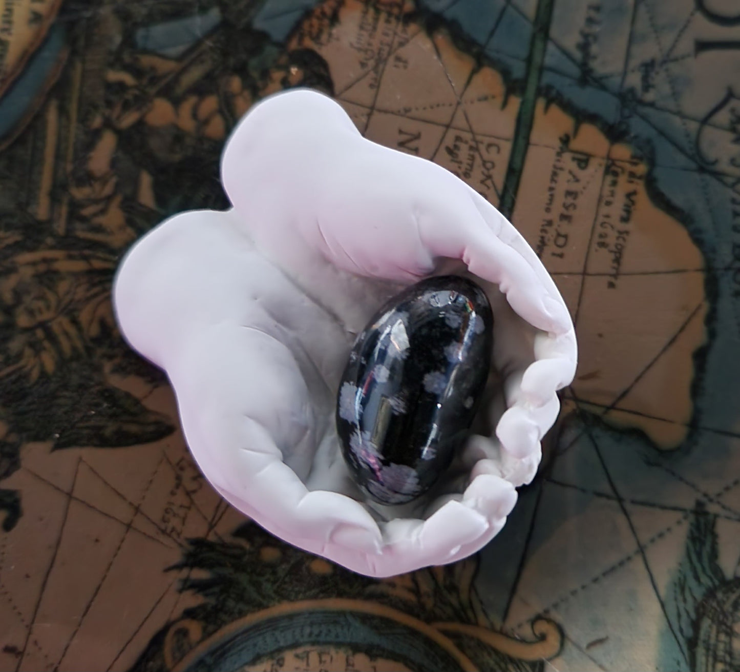 Crystal Capricorn  Zodiac Tumble with Clasped Hands - Crystals for Capricorn - Crystal Zodiac - Crystal Clasping Hands Capricorn  Snowflake Obsidian  Tumble Stone