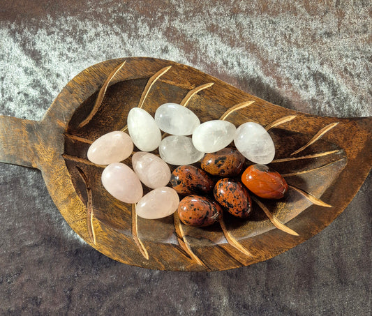 Lovely crystal eggs, Rose Quartz, Clear Quartz, Mahogany Obsidian, approx. 30mm