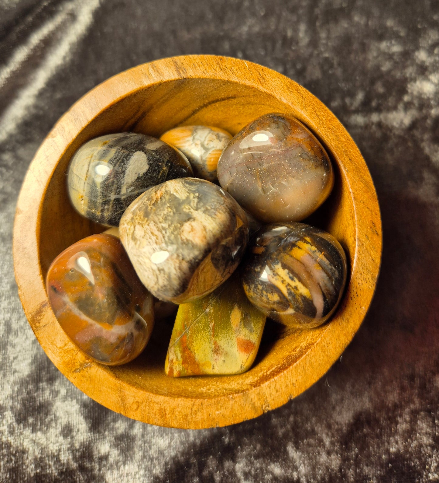 Individual tumble stone - choice of five - Bamboo leaf jasper,  muggle stone,   carnelian,  lion skin jasper, labradorite