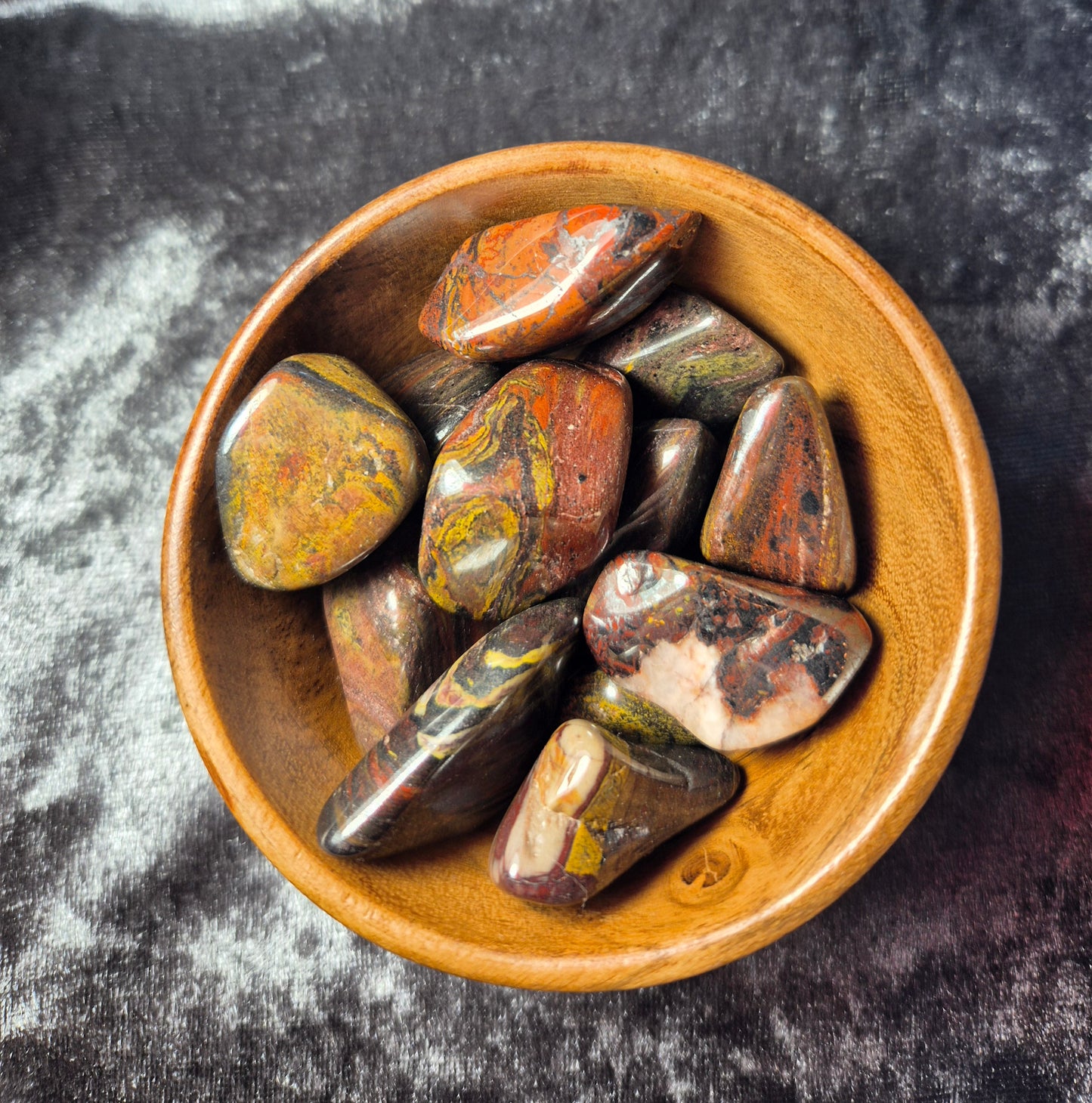 Individual tumble stone - choice of five - Bamboo leaf jasper,  muggle stone,   carnelian,  lion skin jasper, labradorite