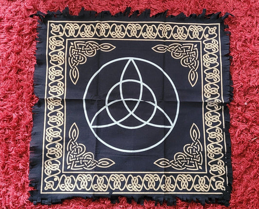 Triquetra Altar Cloth - 24 inch