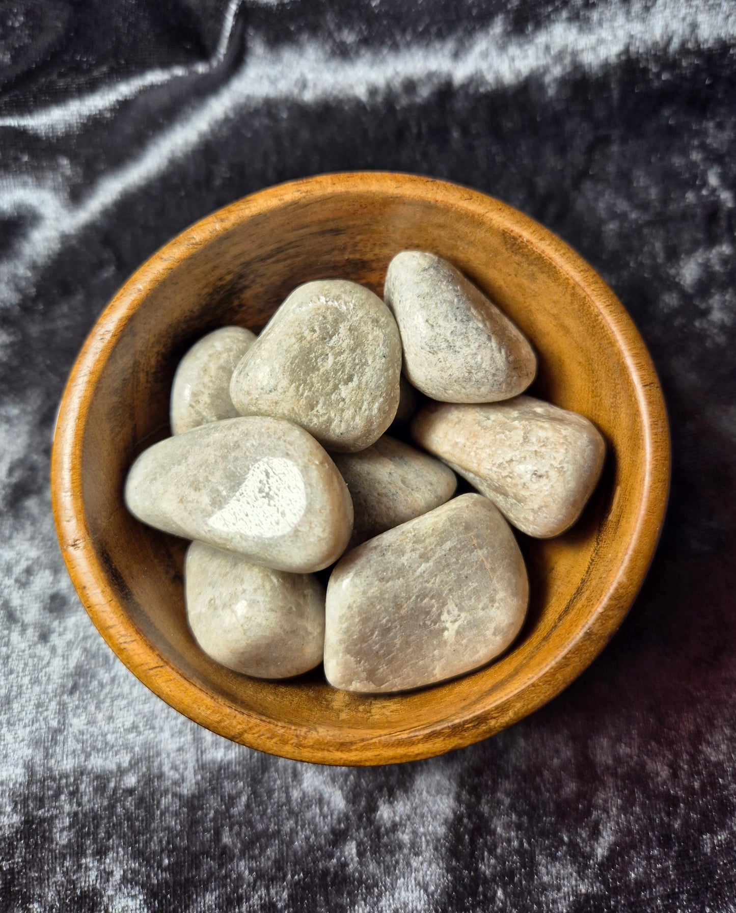 Choice of tumble stones from Brecciated Jasper,  green cats eye,  white aventurine or  South African serpentine