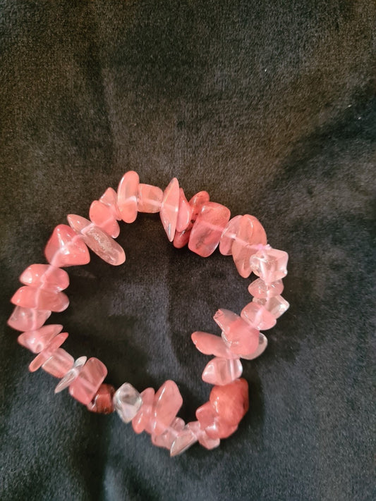 Chunky Cherry Quartz Chip Stone Bracelet